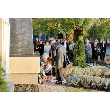 A hősök emléke ma is él - Méltán emlékeztünk az I. világháború lezárásának 100. évfordulóján