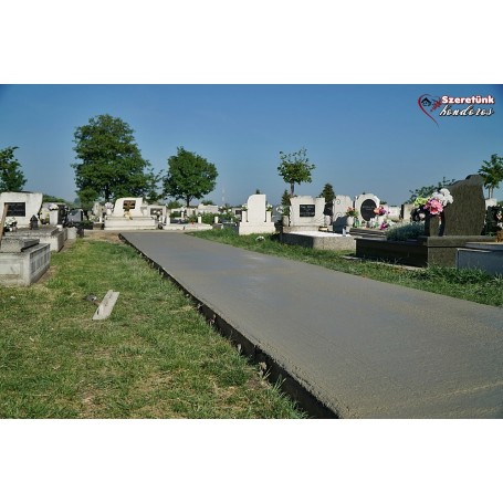 Újabb szakasszal bővült a temetői úthálózat!