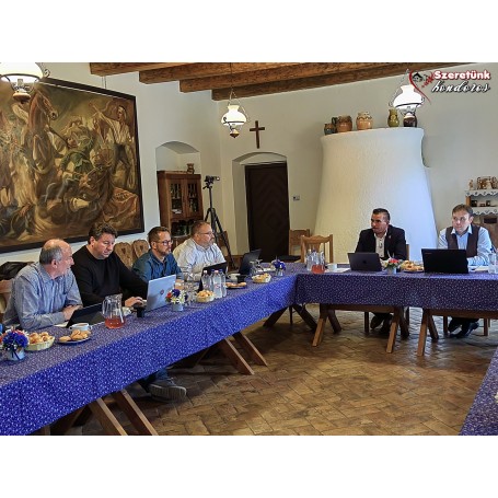 Kihelyezett Képviselő-testületi ülés a Kondorosi Csárdában