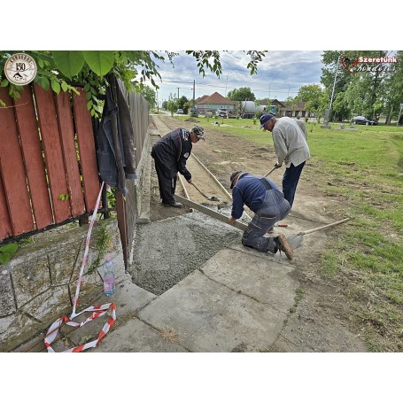 Tovább folytatódik a járdafelújítási program