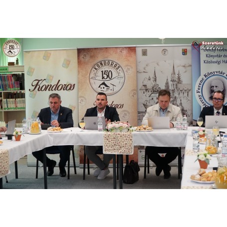 Kihelyezett Képviselő-testületi ülés a Könyvtárban