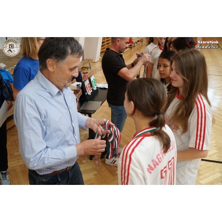 Kiválóan szerepeltek a Sasváriné Paulik Ilona Sportcsarnokban megrendezett Póli Kupán a kézilabdás lányaink 